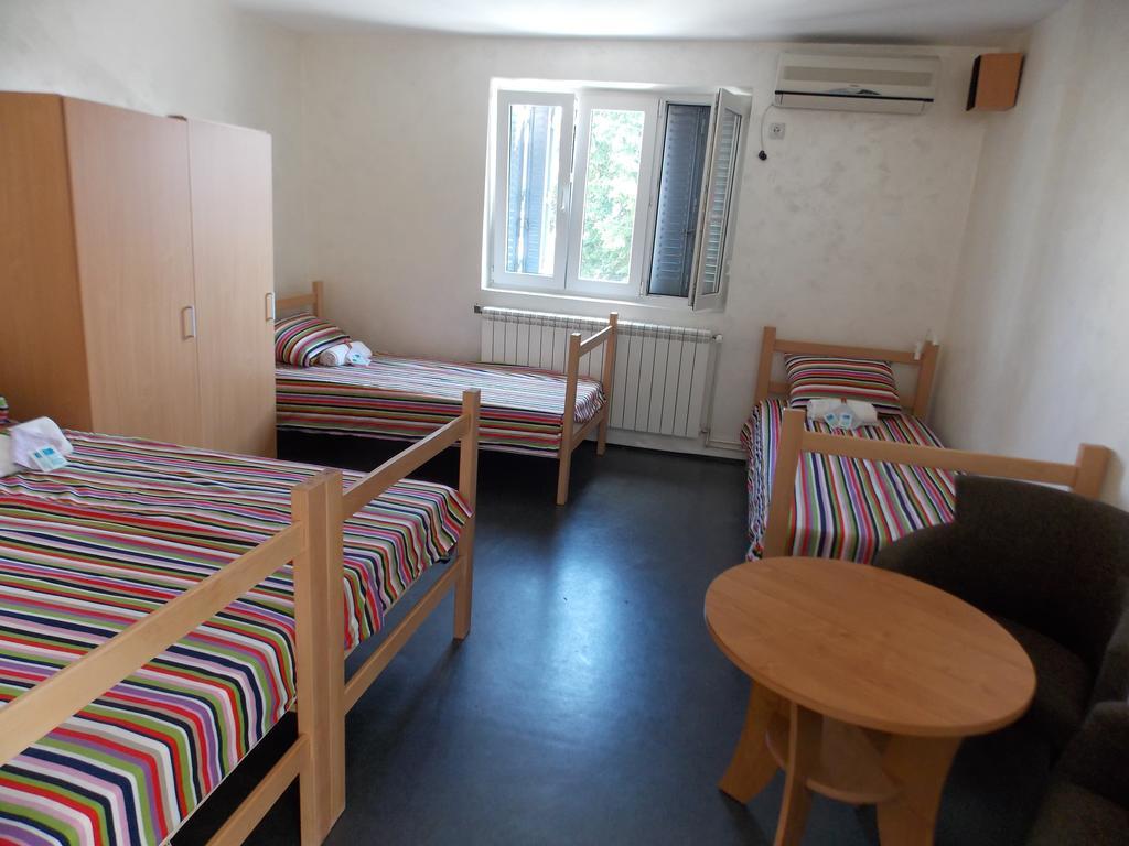 בלגרד Guest House Miss Depolo מראה חיצוני תמונה